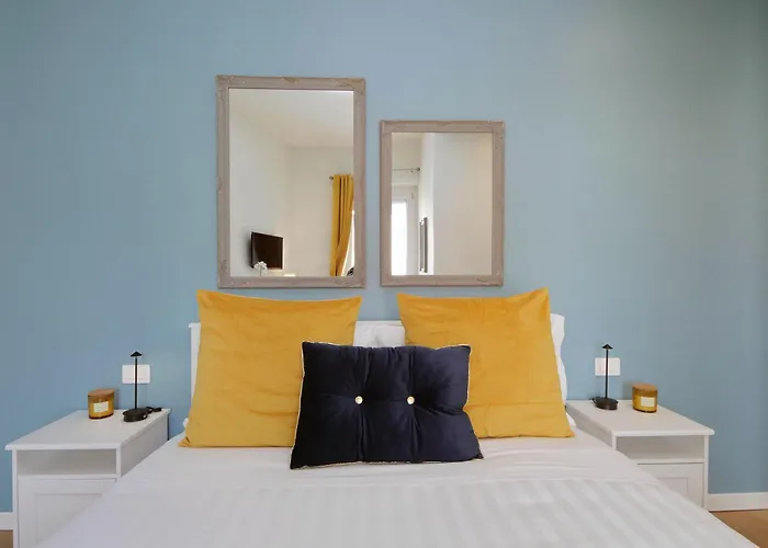 Apartament Spacious And Cozy Near Metro A Rzym
