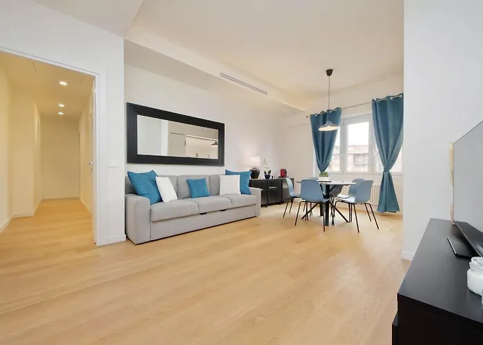 Spacious And Cozy Near Metro A Apartament Rzym