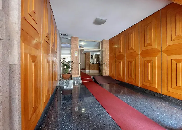 Apartament Spacious And Cozy Near Metro A